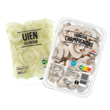 Gesneden uien zak à 300 gram
of champignons schaal à 250 gram